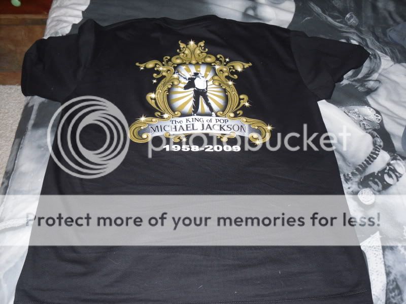 MJShirt001.jpg